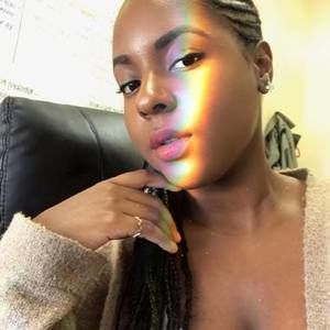 Meet your Posher, Marissa